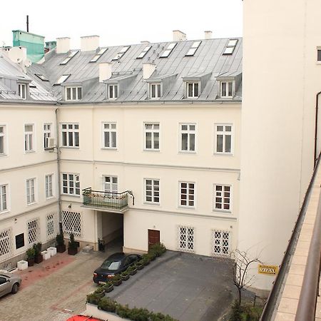 Pokoje Na Chmielnej 2 Albergue Varsovia Exterior foto